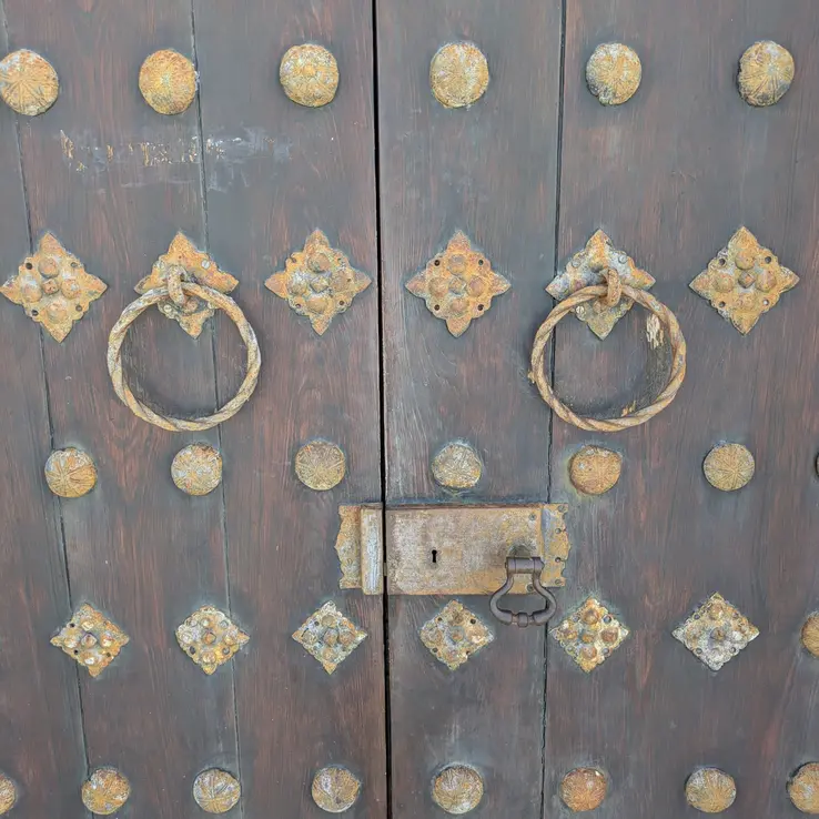 Lock And Pulls